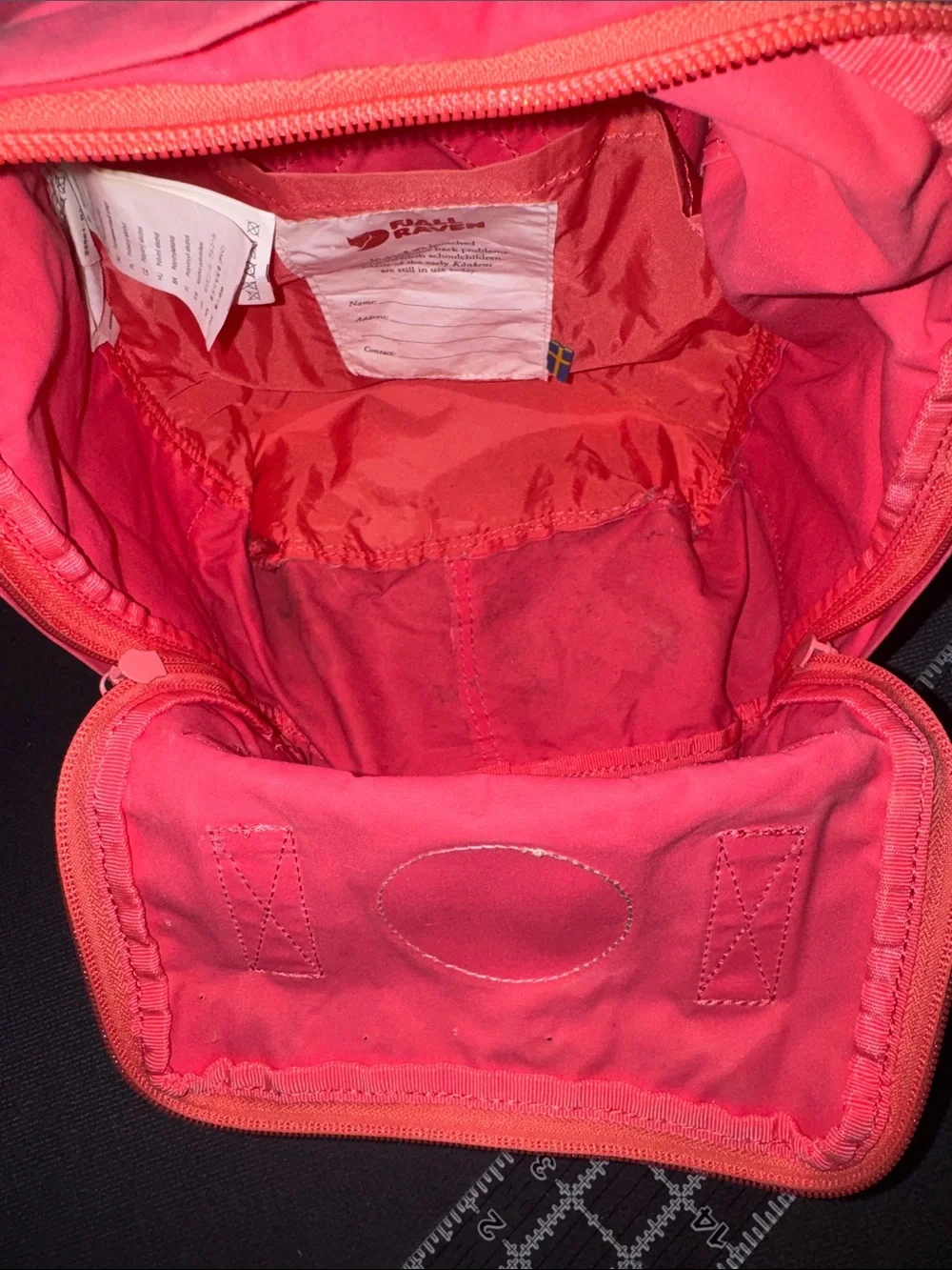 Fjallraven Kanken Mini Backpack in Bright Pink